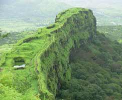 Travel Package Khandala